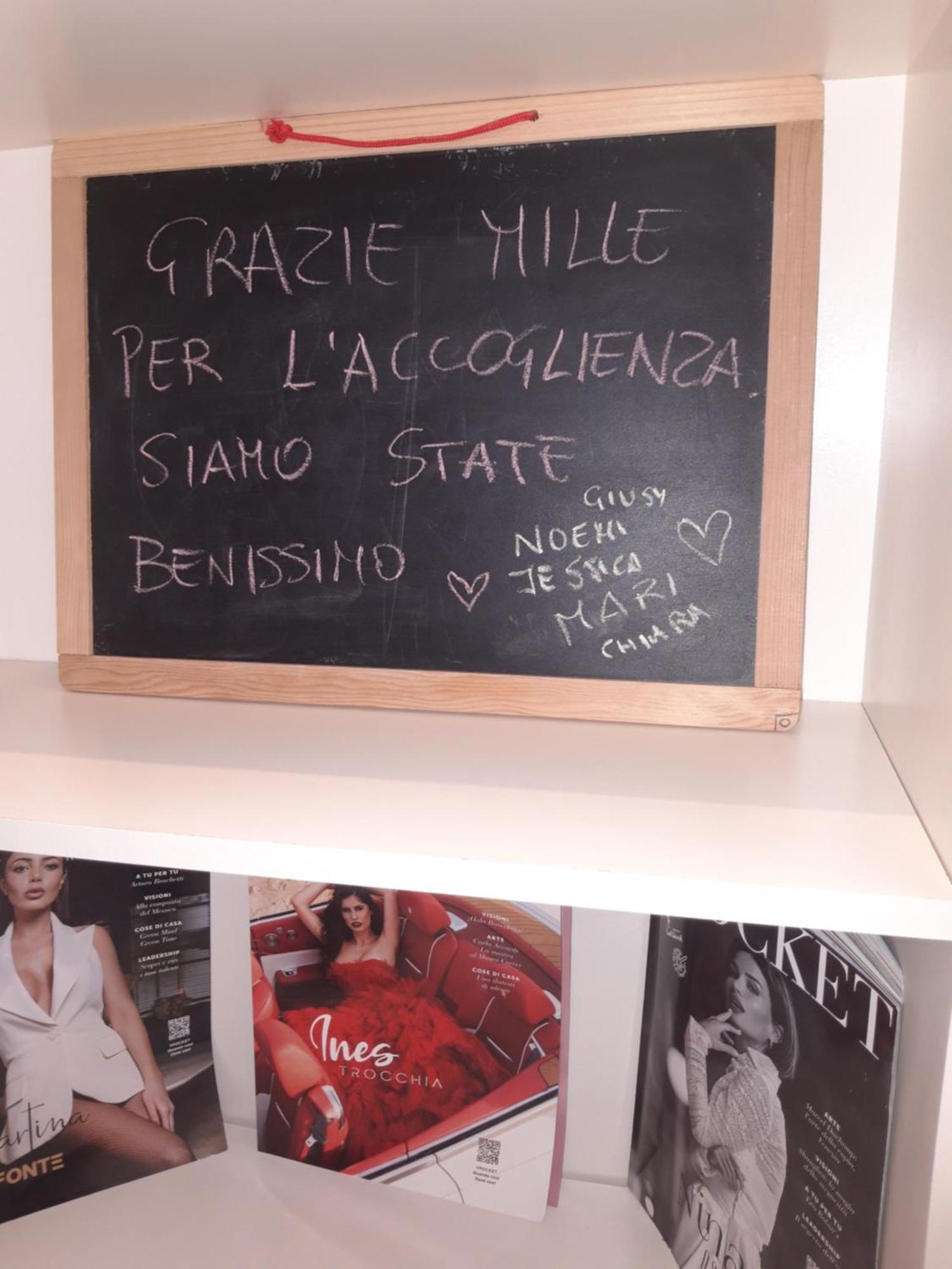 La Dimora Di Dora Lägenhet Neapel Exteriör bild